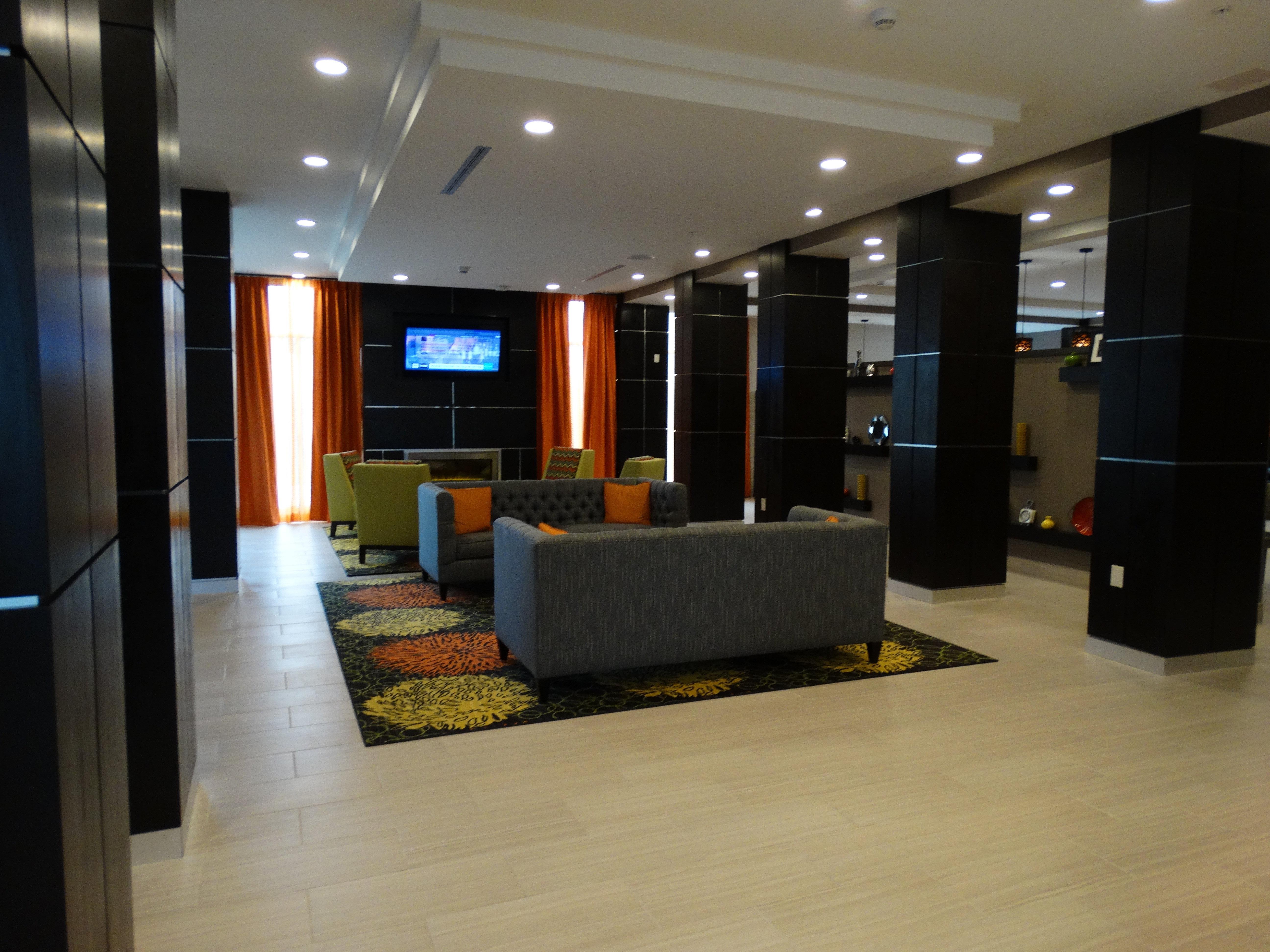 Holiday Inn Covington By Ihg Exteriör bild