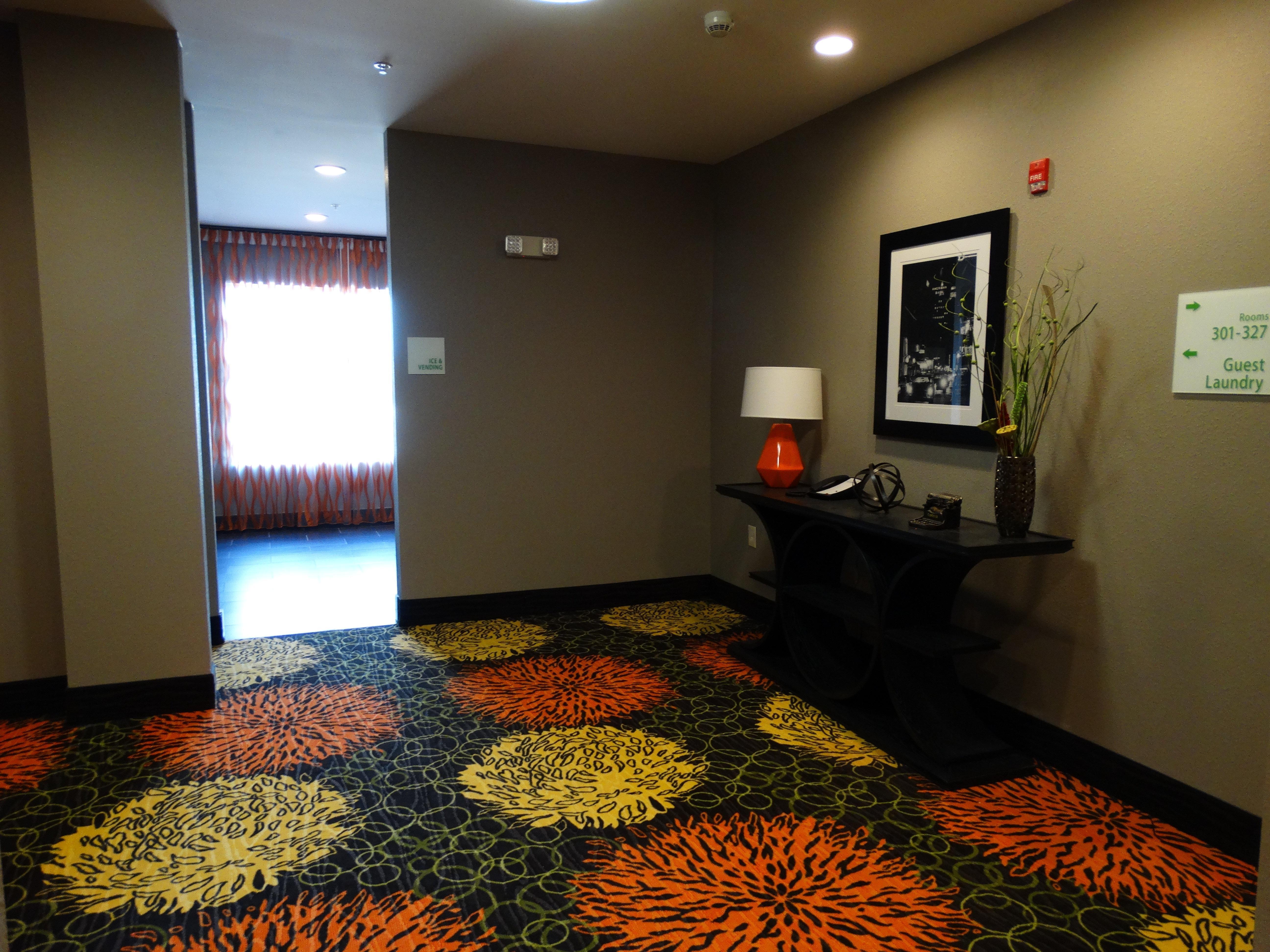 Holiday Inn Covington By Ihg Exteriör bild
